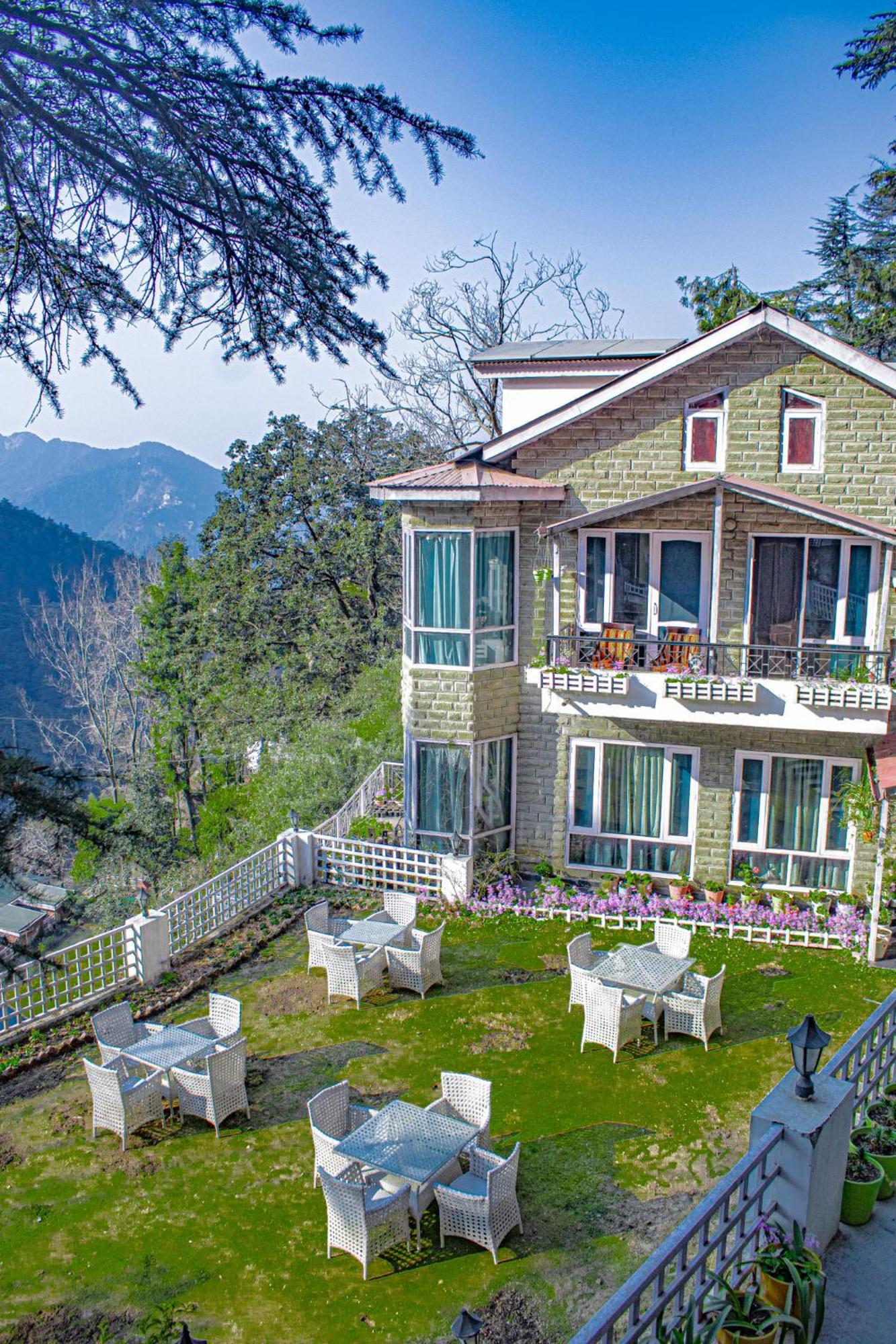 Villa Whispering Pines Shimla Exterior foto